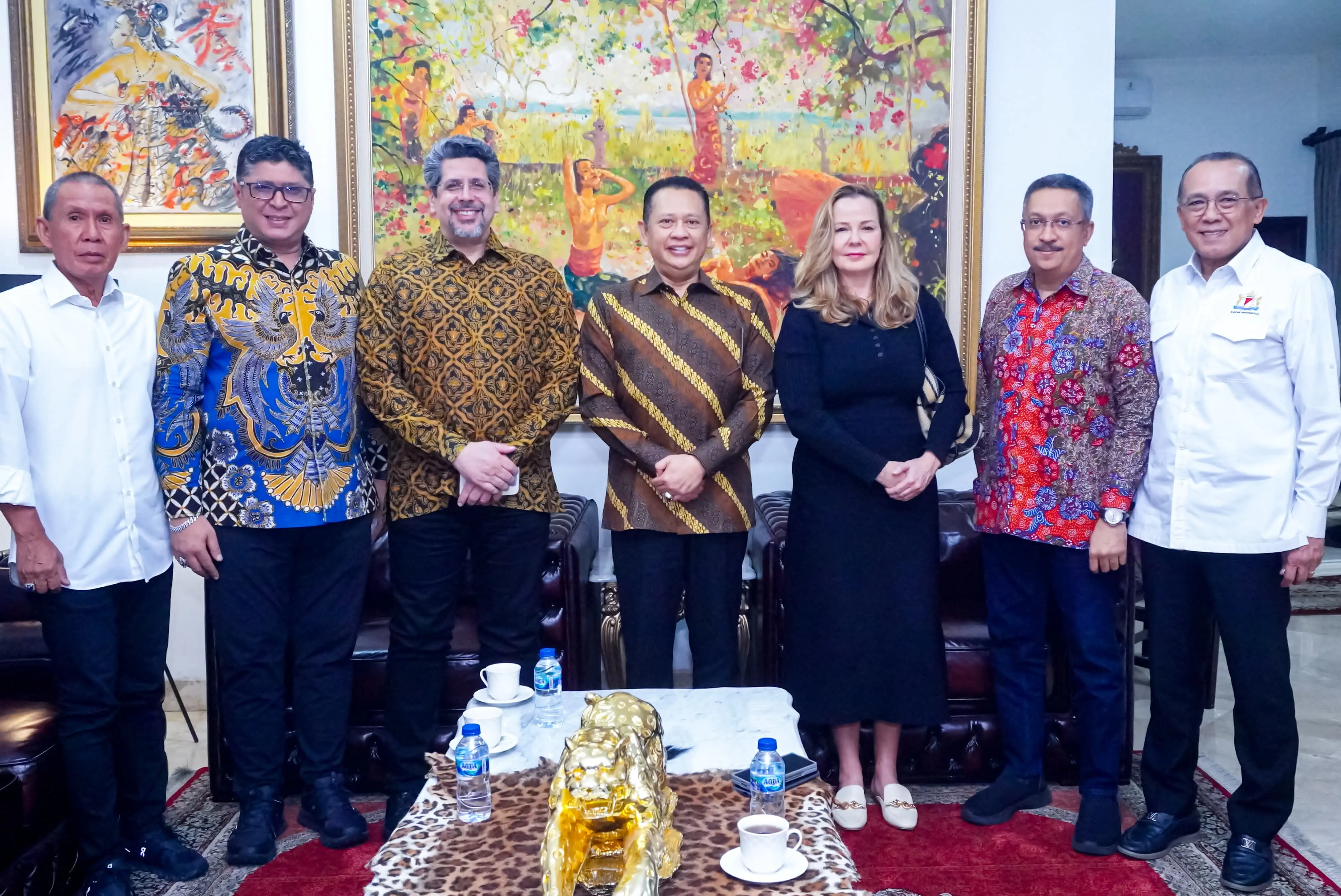 ABKI KOLABORASI KADIN